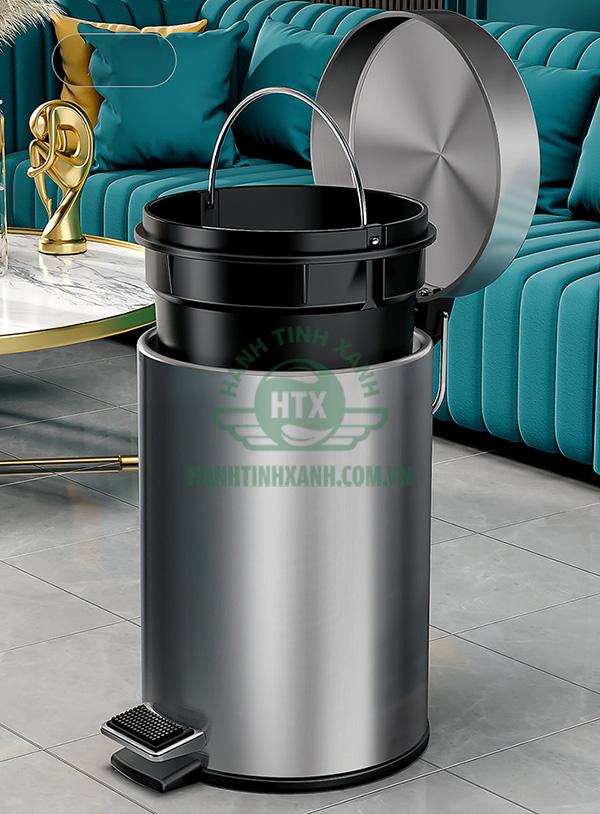 Mua thùng rác inox trong nhà cần dựa vào những tiêu chí nào?