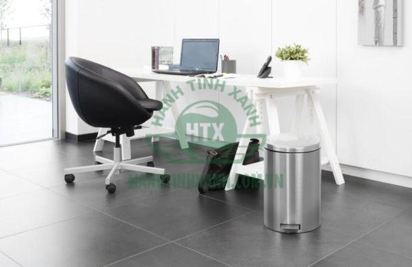 Sử dụng thùng rác inox trong văn phòng cần lưu ý điều gì?