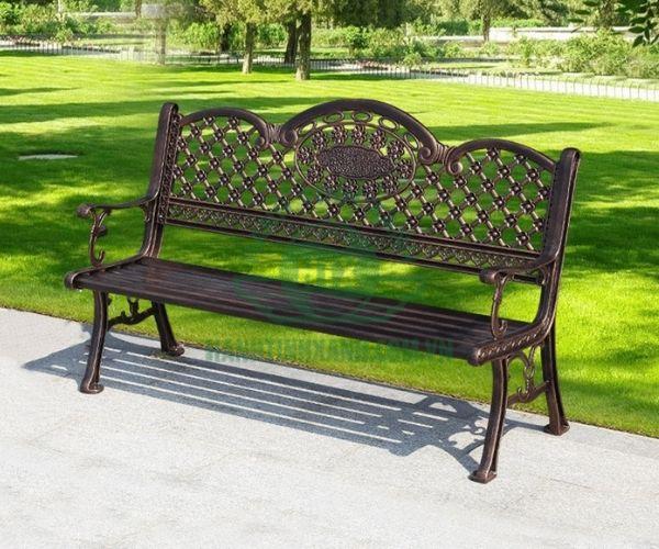 Mẫu ghế công viên bằng sắt được ưa chuộng sử dụng hiện nay