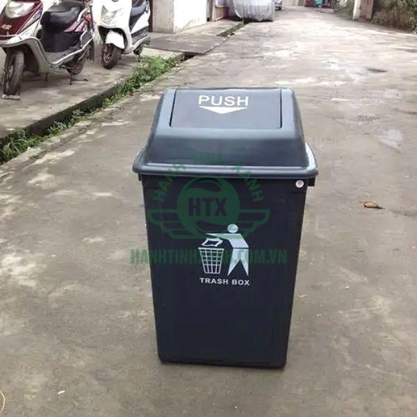 Gửi mẫu thùng rác 40l nắp bật cho đối tác ở Bình Định