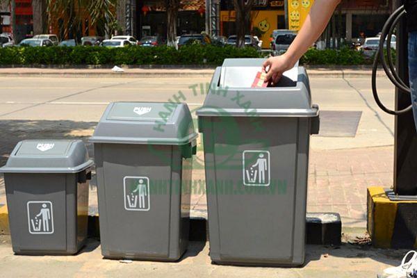 Vứt rác đúng nơi quy định góp phần giảm ô nhiễm, giúp xử lý rác thải nhanh và tiết kiệm thời gian