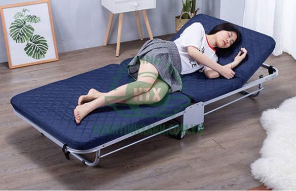 Hãy chắc chắn giường có kích thước đủ rộng cho một người nằm