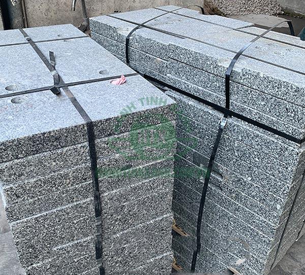 Xưởng sản xuất chân đế dù bằng đá granite