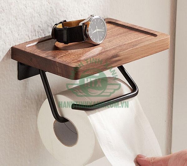 Móc treo giấy toilet bằng gỗ mang vẻ đẹp cổ điển