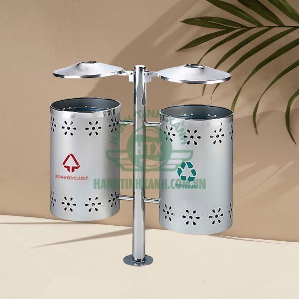 Thùng rác treo đôi bằng chất liệu inox sáng bóng