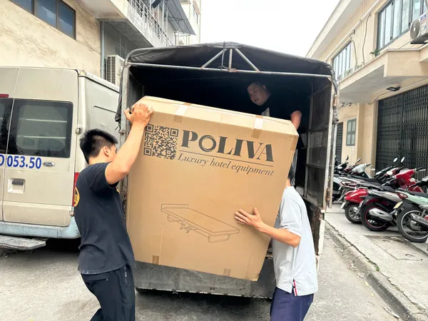 Vận chuyển và bàn giao giường phụ cho khách
