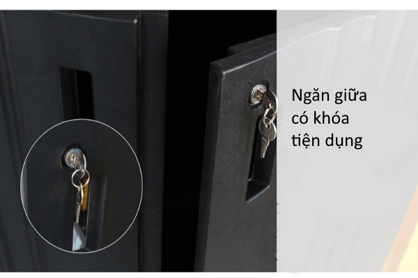 Ngăn giữa thiết bị có khóa giúp đồ vải không bị rơi ra ngoài khi di chuyển