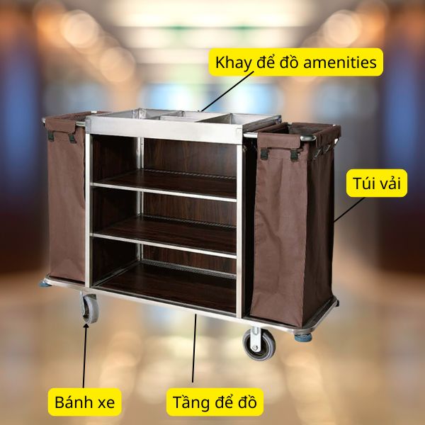 Kết cấu xe rộng rãi với nhiều ngăn, nhiều tầng