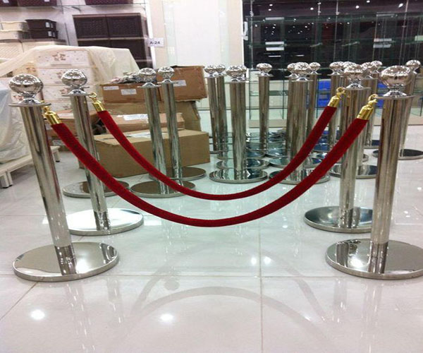 Cột chắn inox dây chùng giá rẻ chất lượng nhất