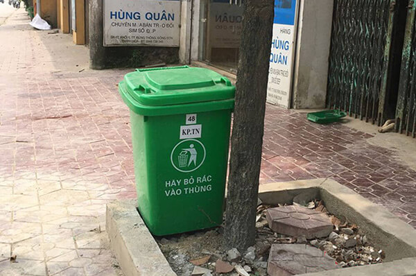 mo hinh thung rac xanh