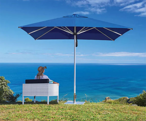 Ô dù chính tâm vuông kiểu dáng đơn giản, đẹp mắt