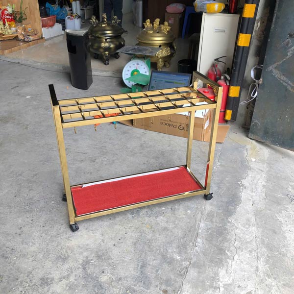 Lắp đặt và bàn giao giá cắm dù khách sạn cho khách