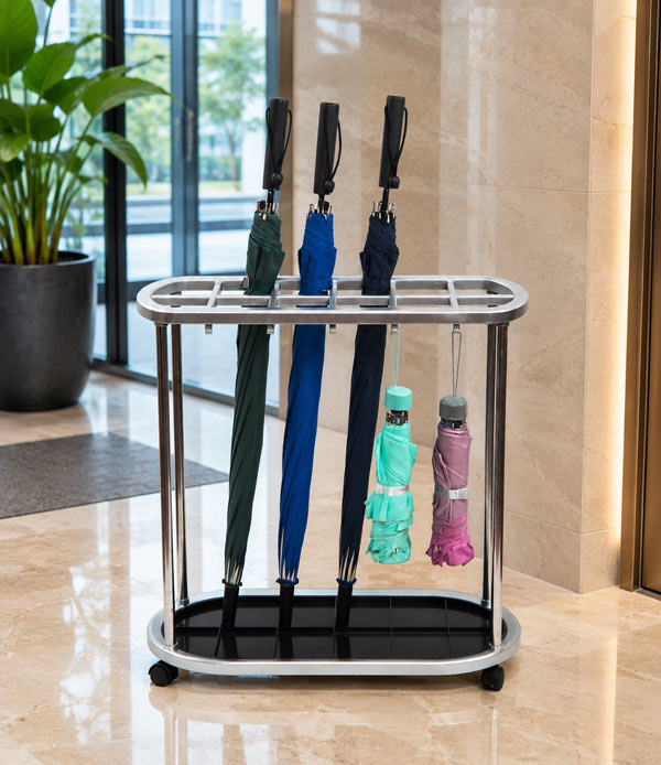 Kệ treo ô nhà hàng bằng inox và nhựa loại 12 đầu cắm