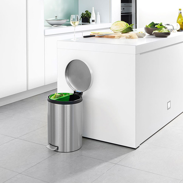Vai trò của thùng rác inox trong nhà bếp