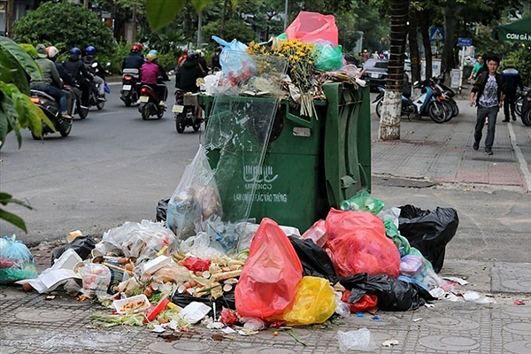 Nguyên nhân khiến rác thải tại khu đô thị quá tải là gì?