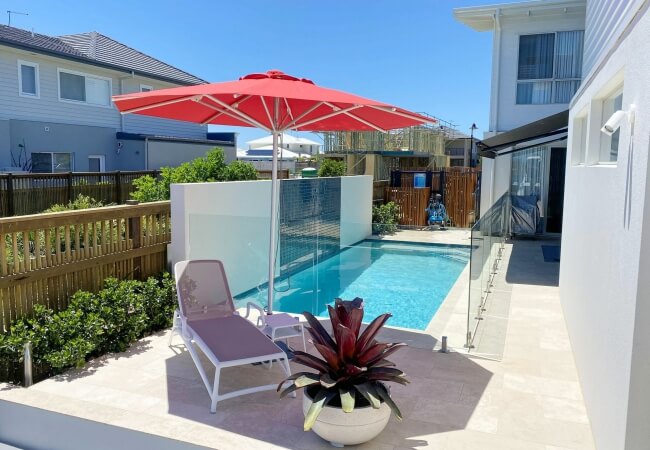 Lựa chọn kỹ để mua sản phẩm dù che nắng chất lượng