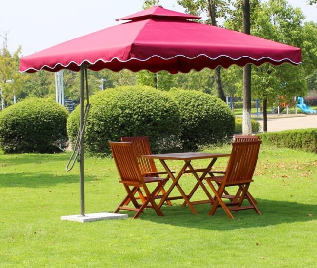 Thiết kế dù lệch tâm vuông tiện dụng, dễ dàng bảo quản