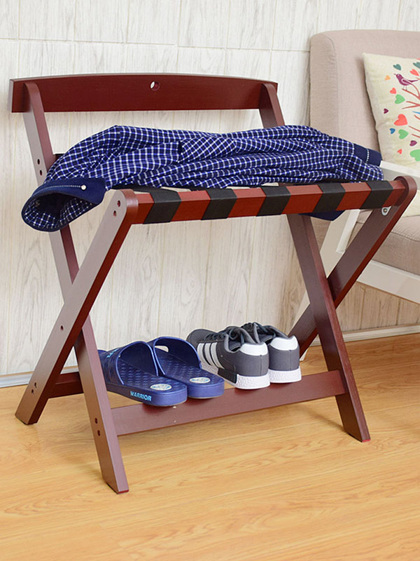 Mẫu kệ để vali, đồ dùng cá nhân cho khách