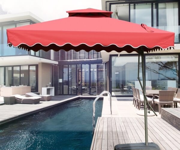 Dù bể bơi lệch tâm vuông cho không gian sang trọng, cao cấp