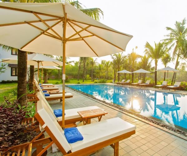 Ô chính tâm che nắng bể bơi chất lượng tốt