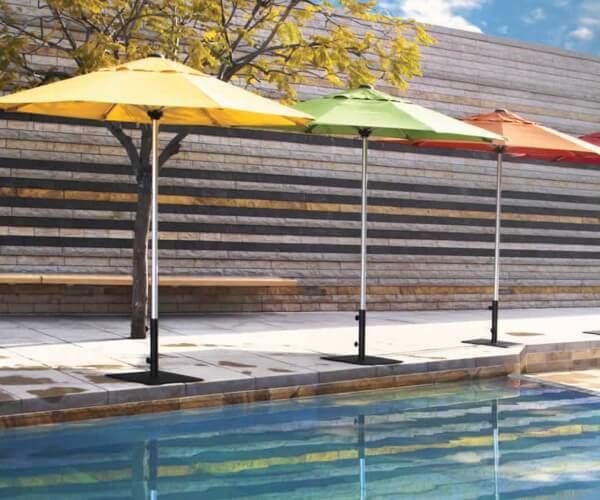 Dù bể bơi Hành Tinh Xanh đa dạng về màu sắc và kiểu dáng