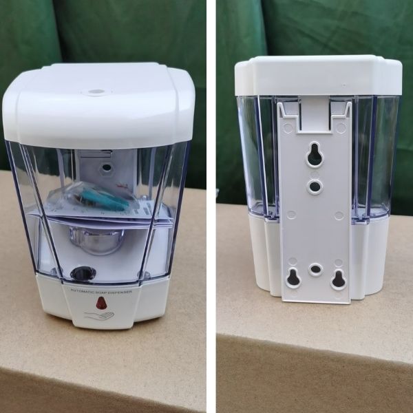 Bình đựng nước rửa tay cảm ứng