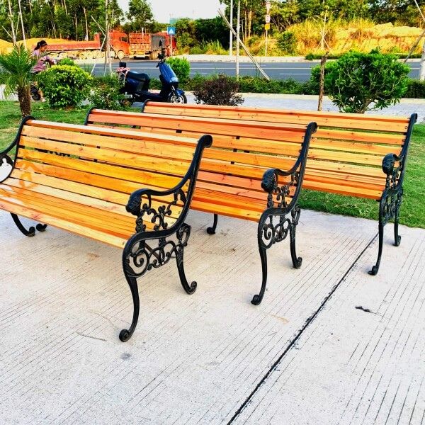 Hình ảnh thực tế ghế gỗ công viên nhập khẩu chính hãng, cao cấp