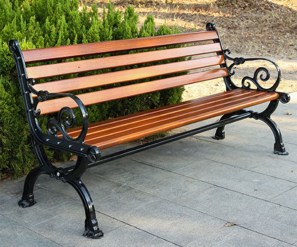 Xem xét kỹ chất liệu ghế ngồi ngoài trời