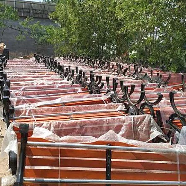 Ghế gang đúc công viên