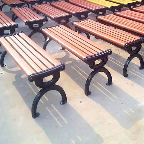 Sản xuất ghế công viên