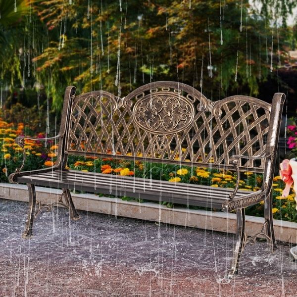 Chất liệu ghế cao cấp, chống han gỉ, chịu được mọi tác động của môi trường, thời tiết