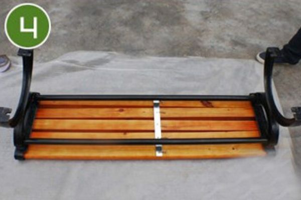 Kiểm tra lại ghế và hoàn thành lắp đặt