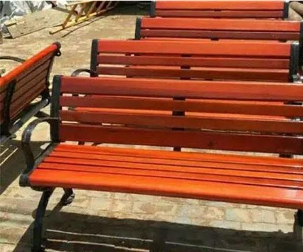 Phân phối ghế công viên cho đối tác ở Đà Nẵng