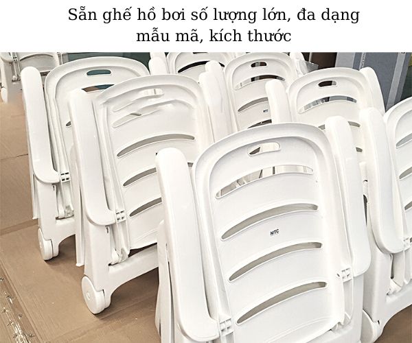 Bàn giao ghế hồ bơi nhưa số lượng lớn cho đối tác ở Đà Nẵng