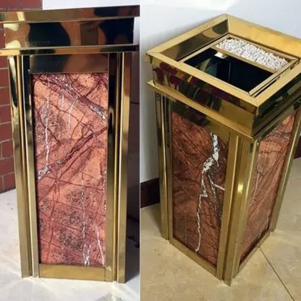 Thùng rác đá đỏ cửa xả rác phía trên