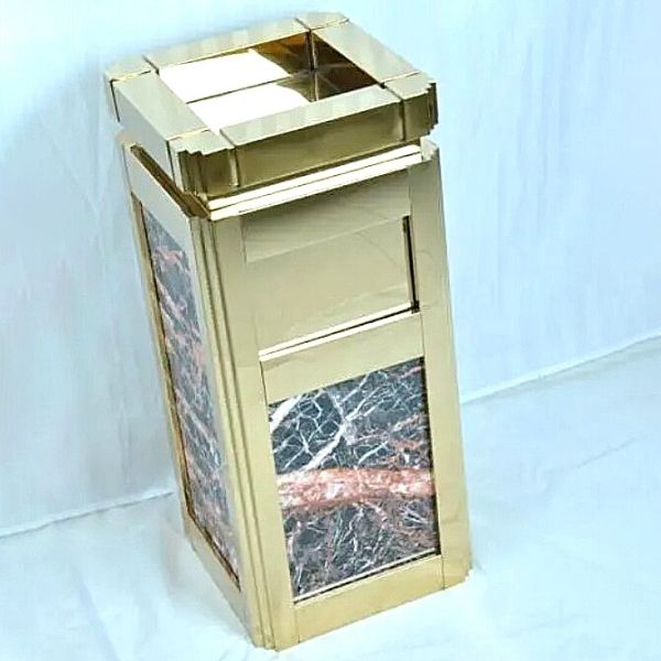 Hình ảnh thật thùng rác đá