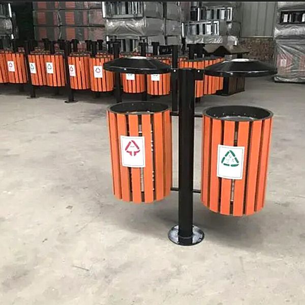 Thùng rác gỗ ngoài trời treo đôi