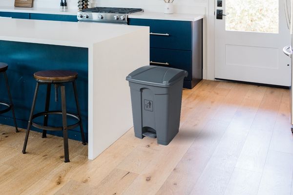 Mẫu thùng đựng rác cho nhà bếp đang được ưa chuộng hiện nay