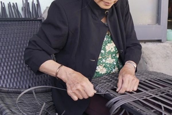 Sản xuất ghế bể bơi nhựa giả mây