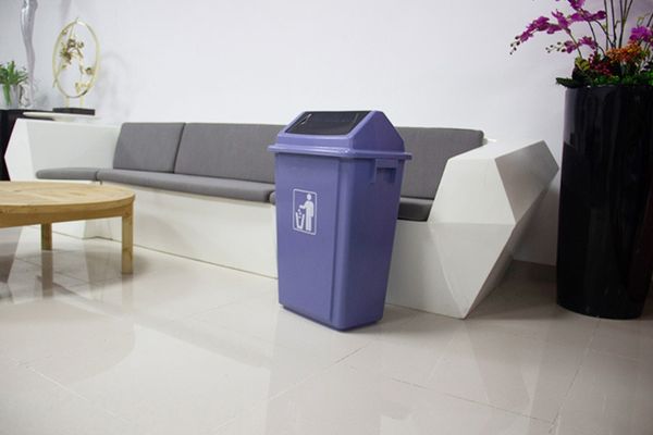 Mẫu thùng rác nhỏ thích hợp để trong phòng của gia đình hiện nay