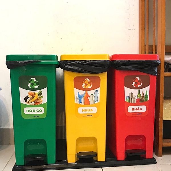 Hình ảnh thực tế thùng rác Eco 3 ngăn từ chị khách ở Đà Nẵng