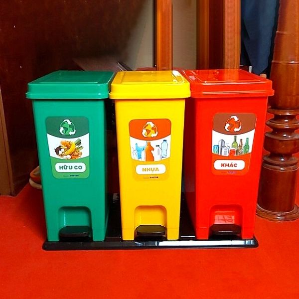 Hình ảnh thùng rác Eco Duy Tân phản hồi từ anh khách ở Hải Phòng