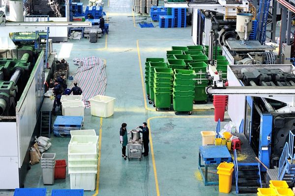 Đơn vị cung cấp thùng rác tại xưởng