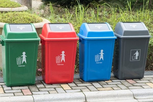 Mẫu thùng rác nhựa nắp lật đang được ưa chuộng hiện nay