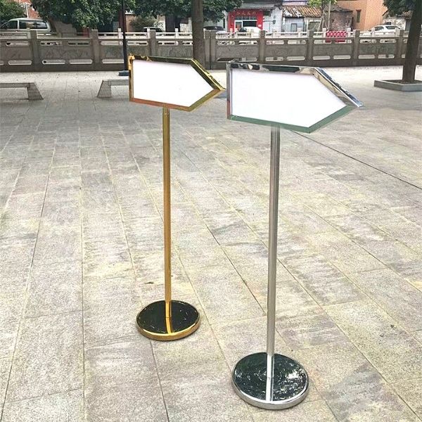 Biển chỉ dẫn hướng đi inox