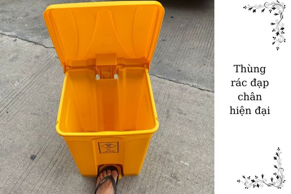Mẫu thùng rác đạp chân hiện đại, đảm bảo vệ sinh