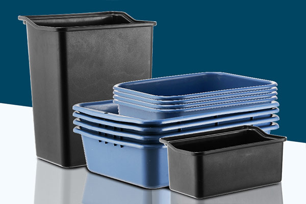 Khay và xô nhựa rất hay hỏng nên phải thay mới