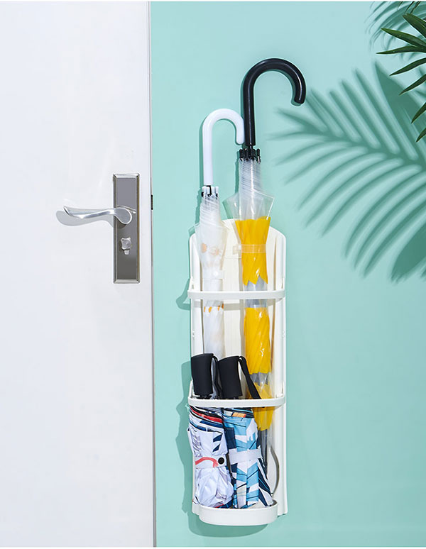 Do kệ có thể treo lên tường nên rất tiết kiệm diện tích