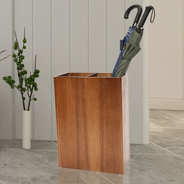 Giá treo ô dù bằng gỗ giá thành rất cao