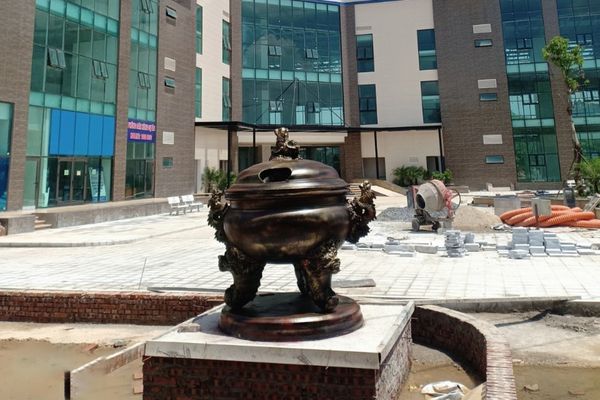 Sử dụng đỉnh hóa vàng đáp ứng nhu cầu tâm linh của người dân Việt